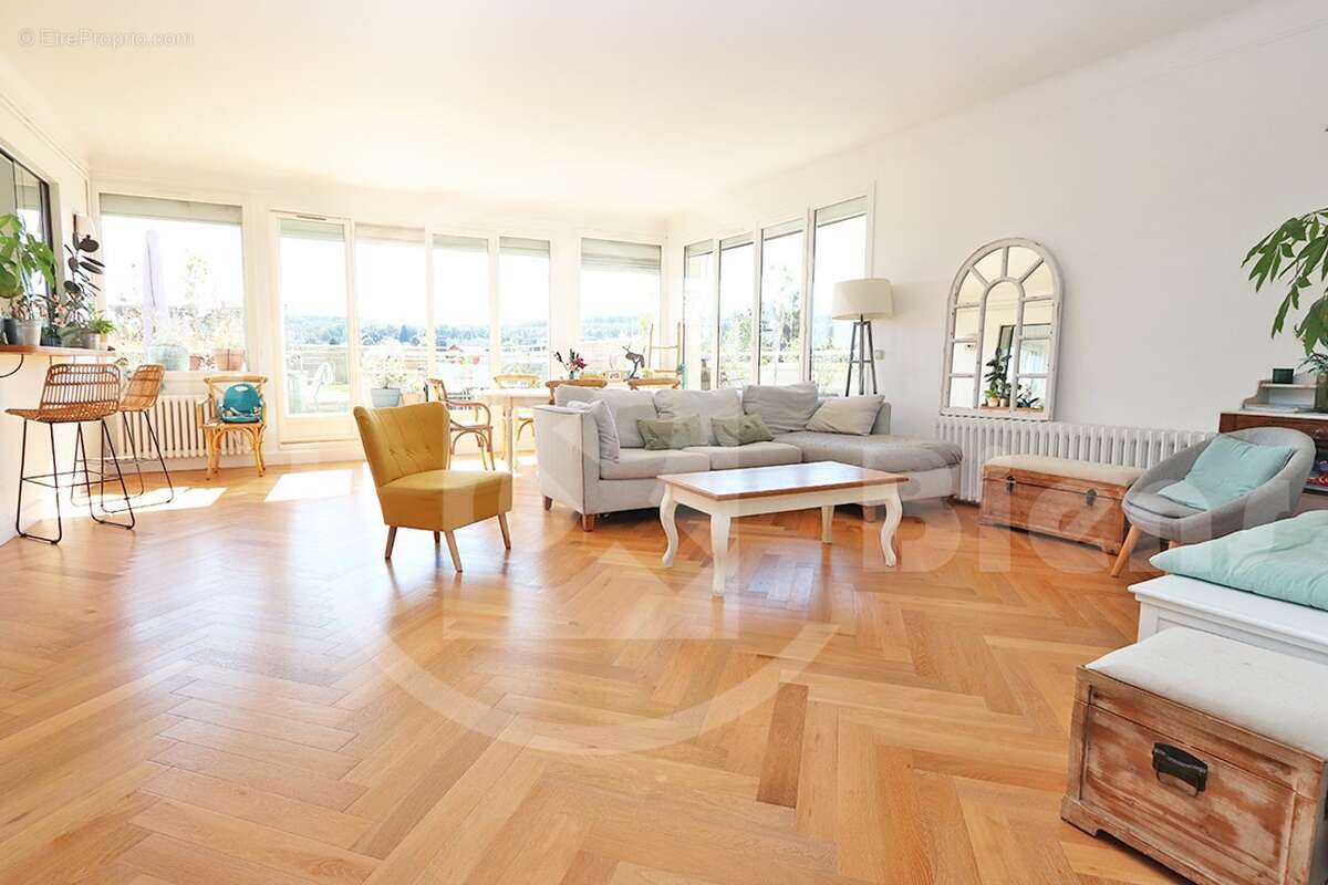 Appartement à VIROFLAY