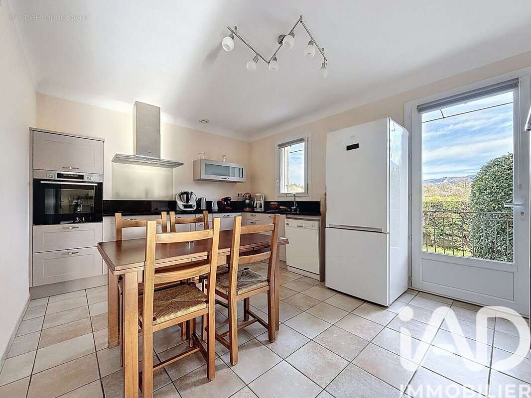 Photo 7 - Maison à ROBION