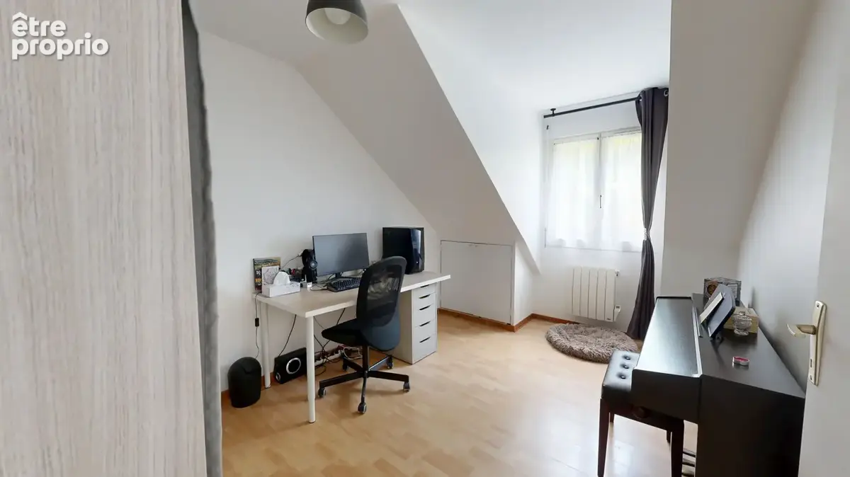 Plaisir - appartement en duplex avec terrasse et garage - photo 10