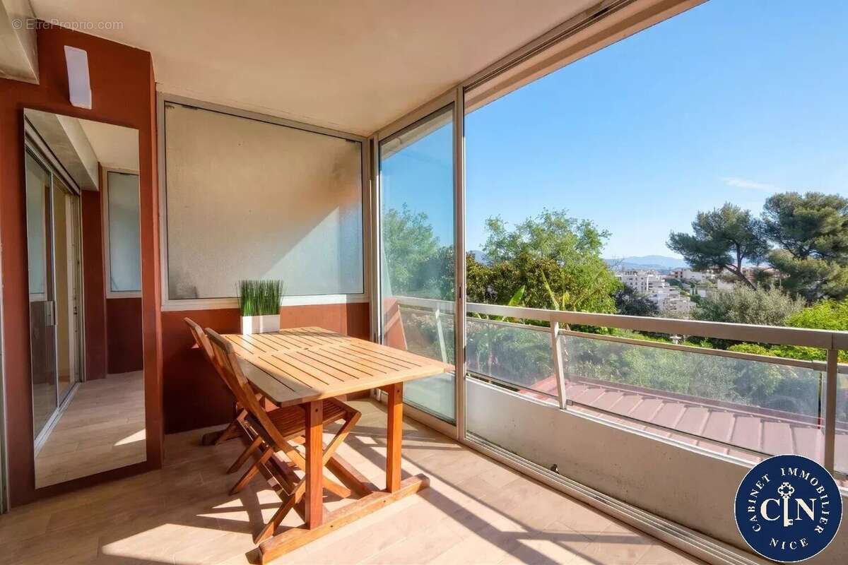 Appartement 70 m² à Nice  - photo 6