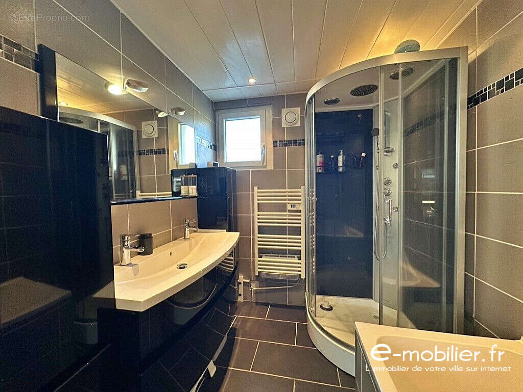 Maison à AIGUEBLANCHE