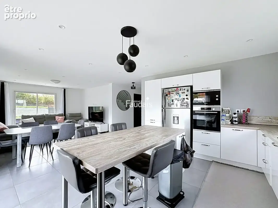 Maison 6 pièces 142 m² à vendre à Saint-Lo (50000) - photo 6