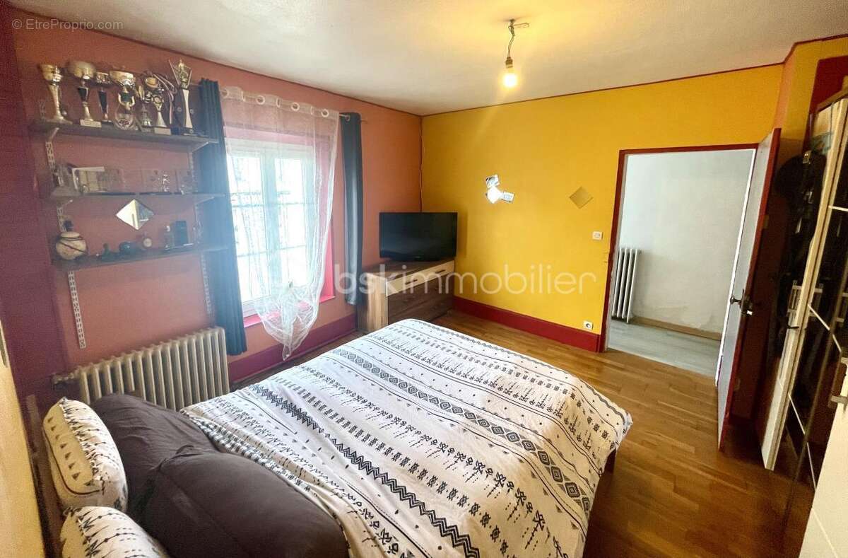 Maison à NANTEUIL-LES-MEAUX