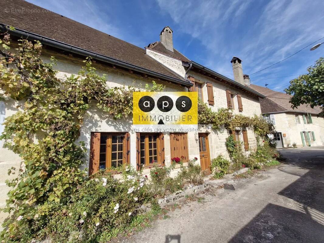 Maison à ARBOIS