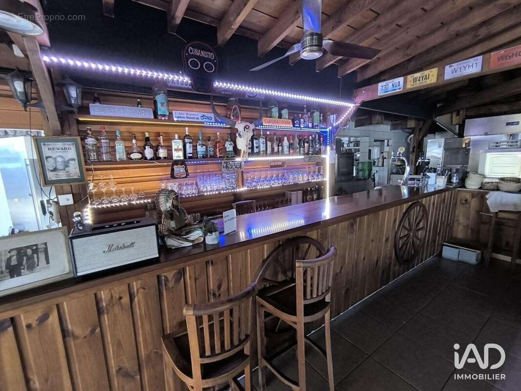 Photo 3 - Commerce à SAINT-PIERRE