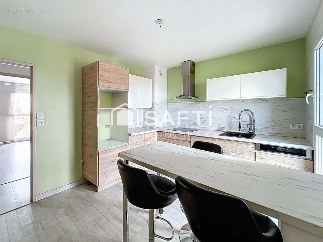 Photo 3 - Appartement à MARSEILLE-4E