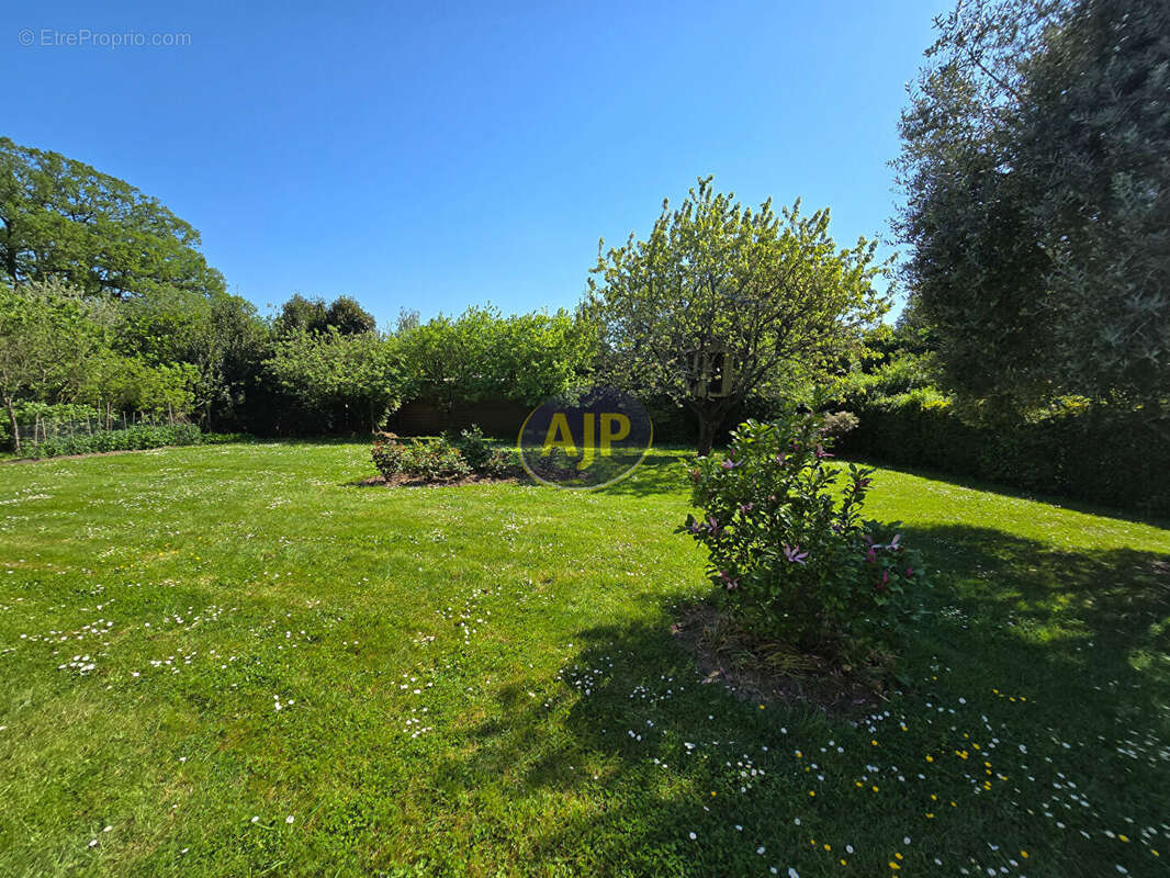 Maison à GUEMENE-PENFAO