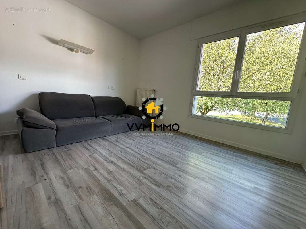 Appartement à LE CELLIER