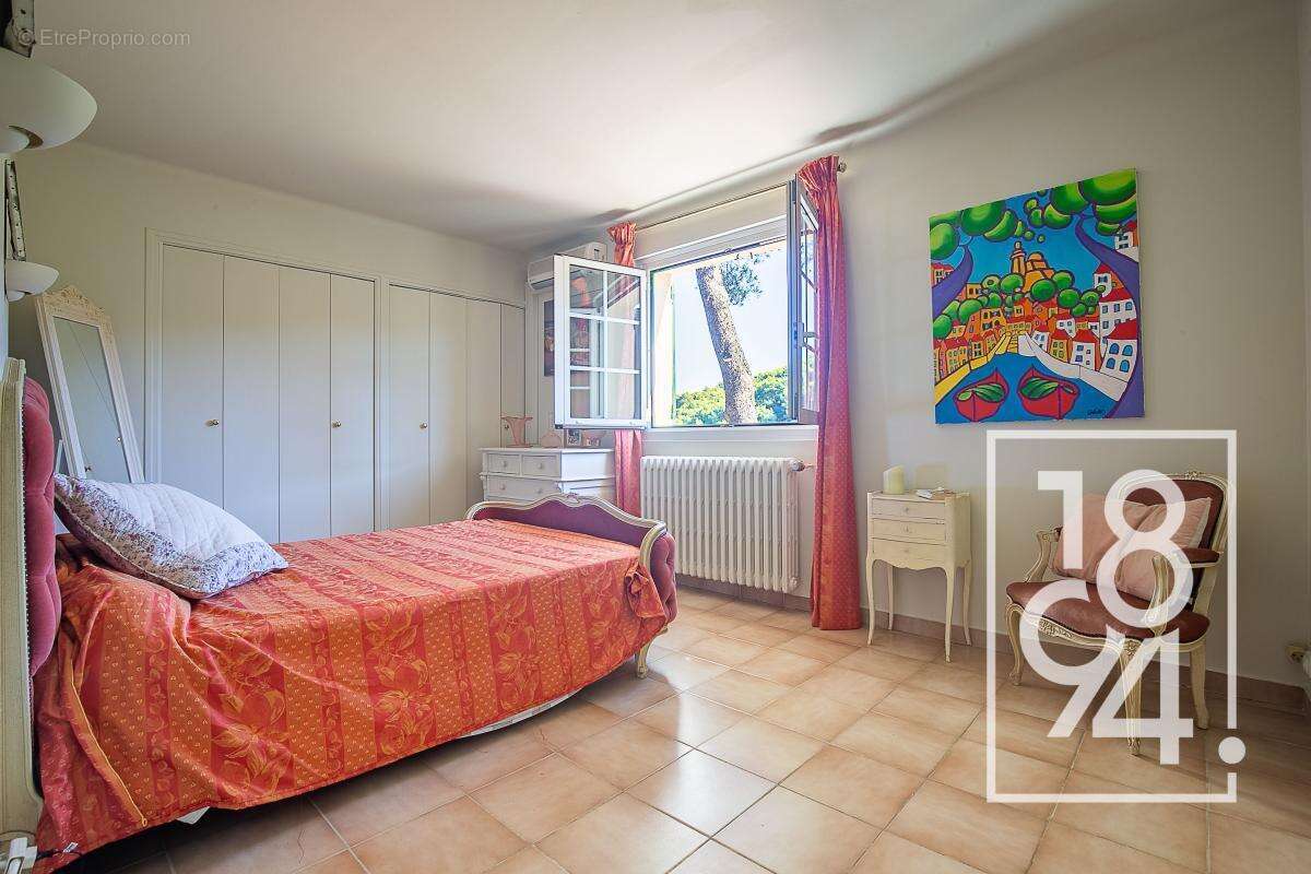 Maison à ROQUEFORT-LA-BEDOULE