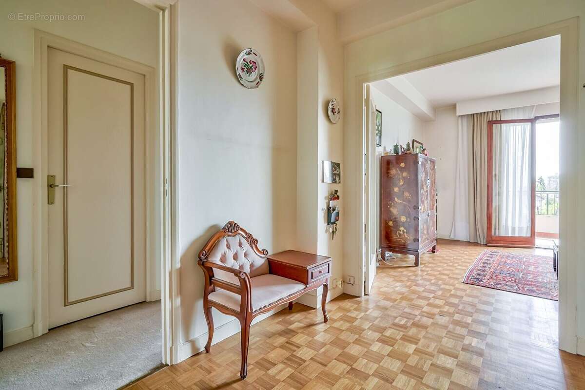 entrée - Appartement à CLAMART