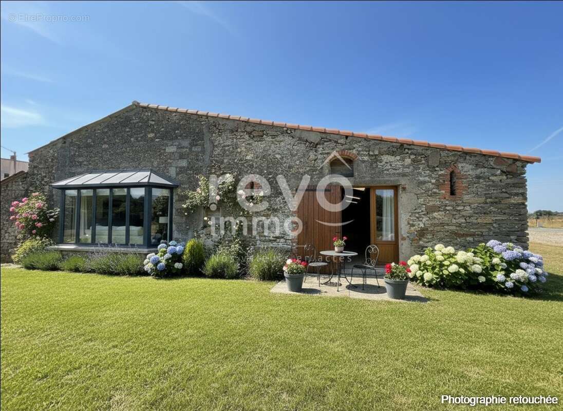 Maison à VIEILLEVIGNE