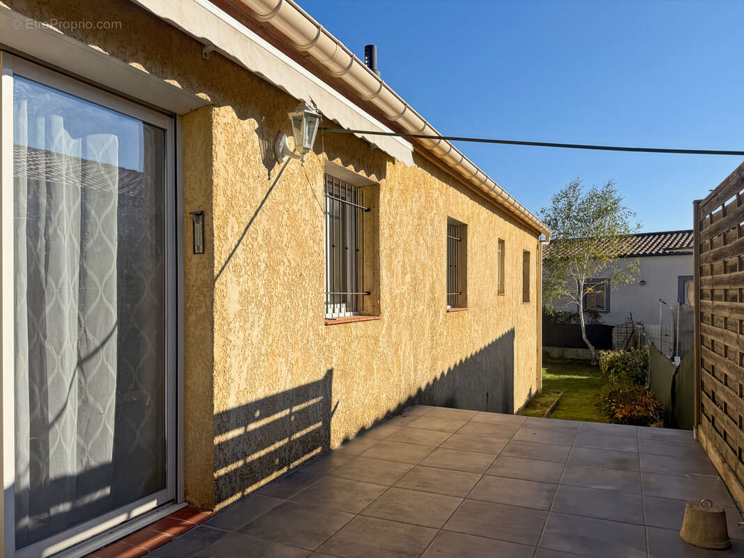 Maison à SAINT-PRIVAT