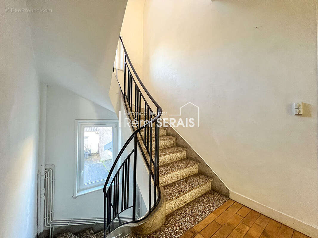 Appartement à CONDE-SUR-NOIREAU