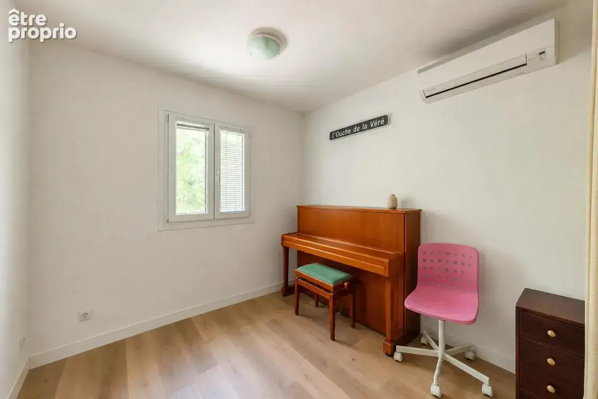 Maison de 12 pièces de 239 m2 en vente à Linas - Idéal familles - photo 13