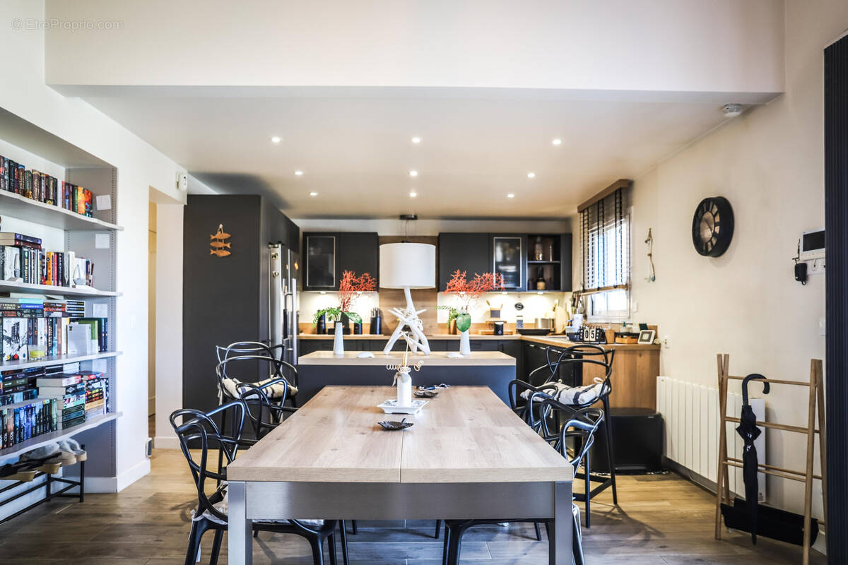 Maison à VAUX-SUR-MER