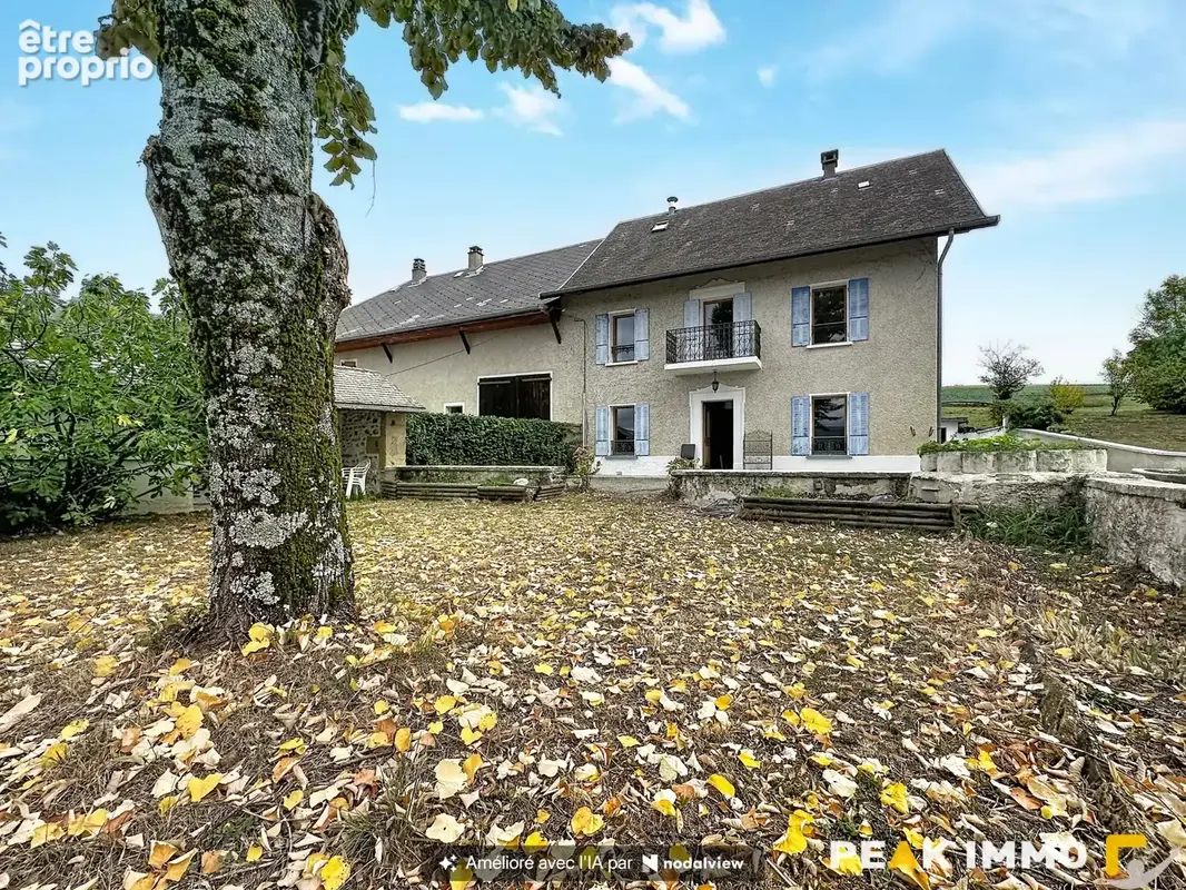 Maison 7 pièces - 196 m2 - Saint-Eusèbe - photo 2