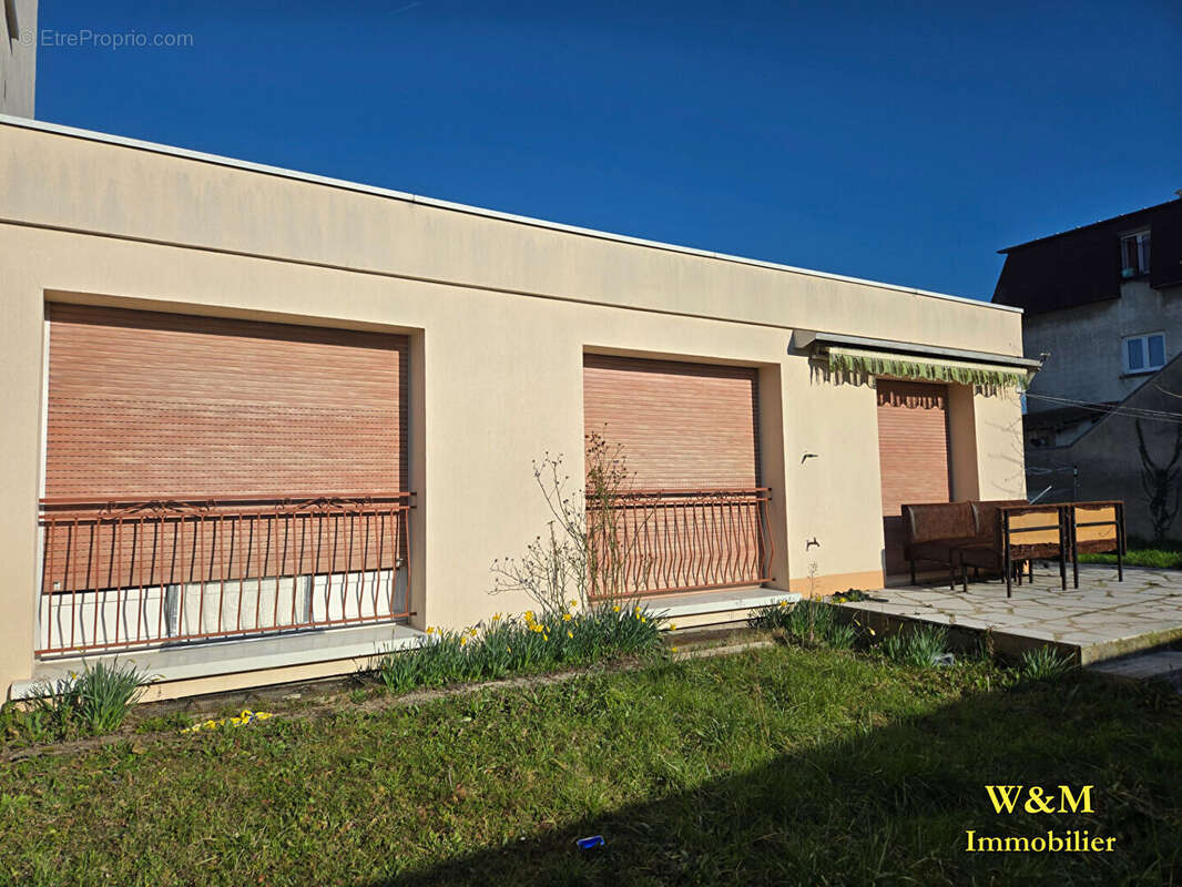 Appartement à CORBEIL-ESSONNES