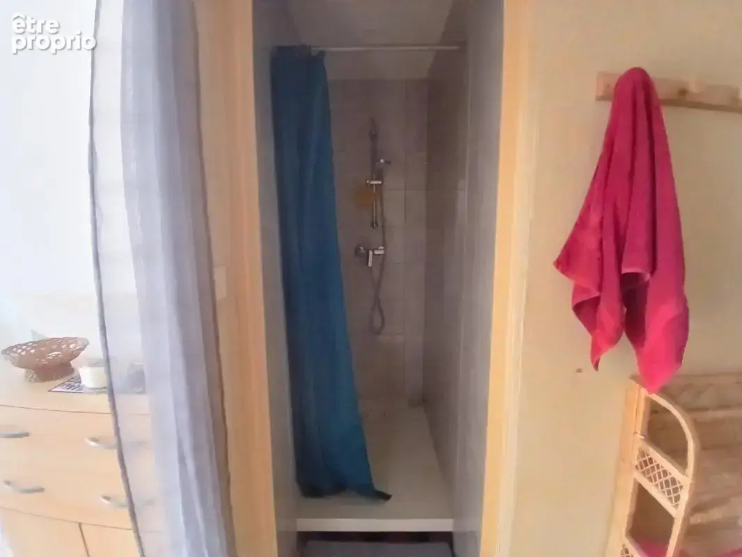 Petite maison de village avec cour et garage   Ambernac - photo 8