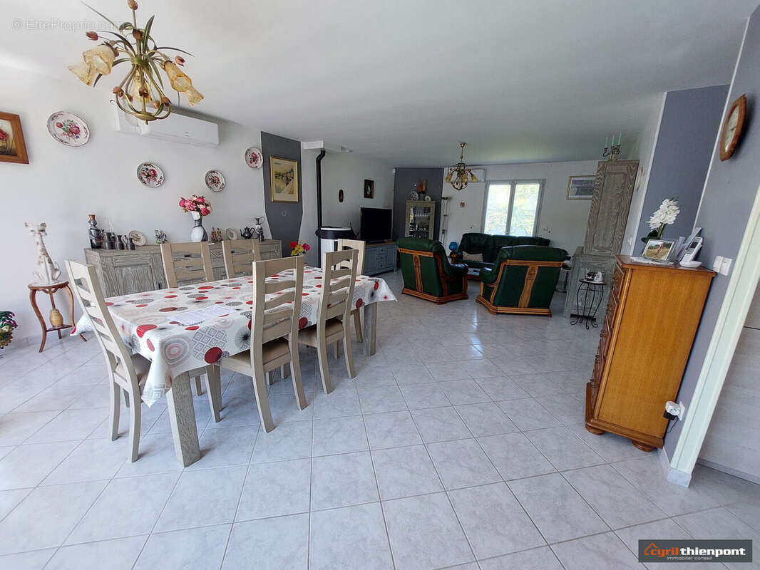 Maison 151 m² à Pont-Remy  - photo 3