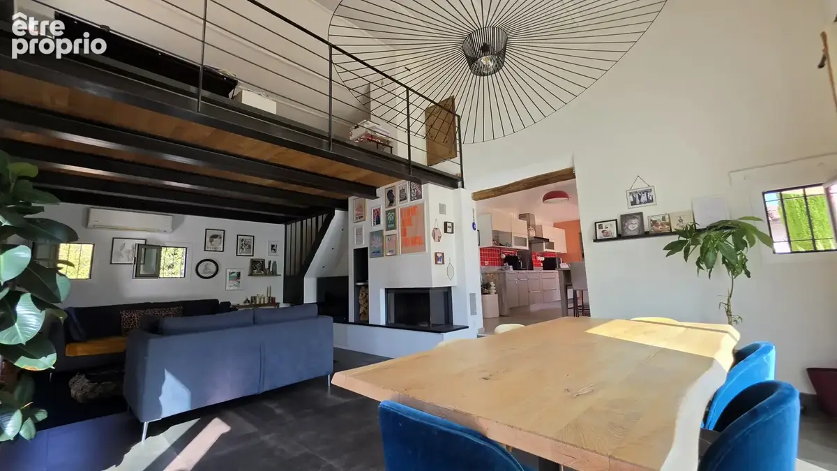 Villa rénovée design avec piscine - photo 8