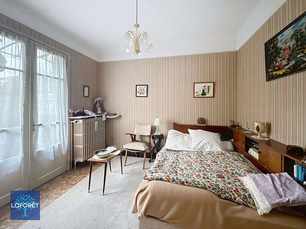 Maison à CORBEIL-ESSONNES