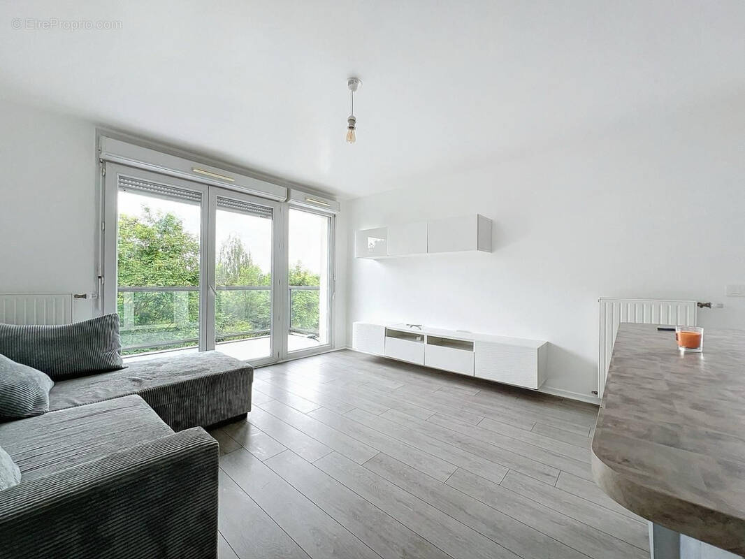 Appartement à MOISSY-CRAMAYEL