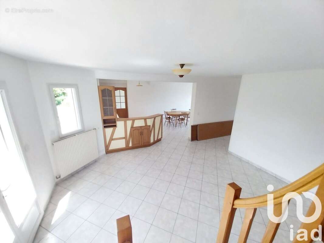 Photo 3 - Maison à MEZIERES-SUR-COUESNON