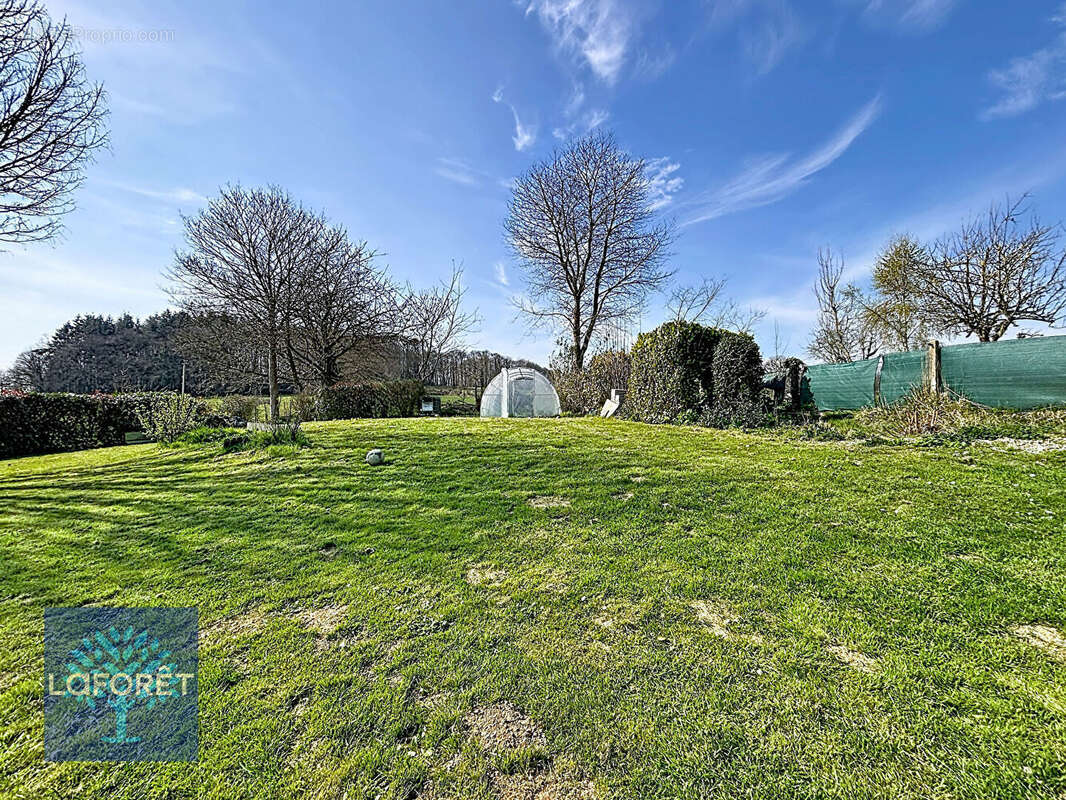 Maison à LA BAZOUGE-DU-DESERT