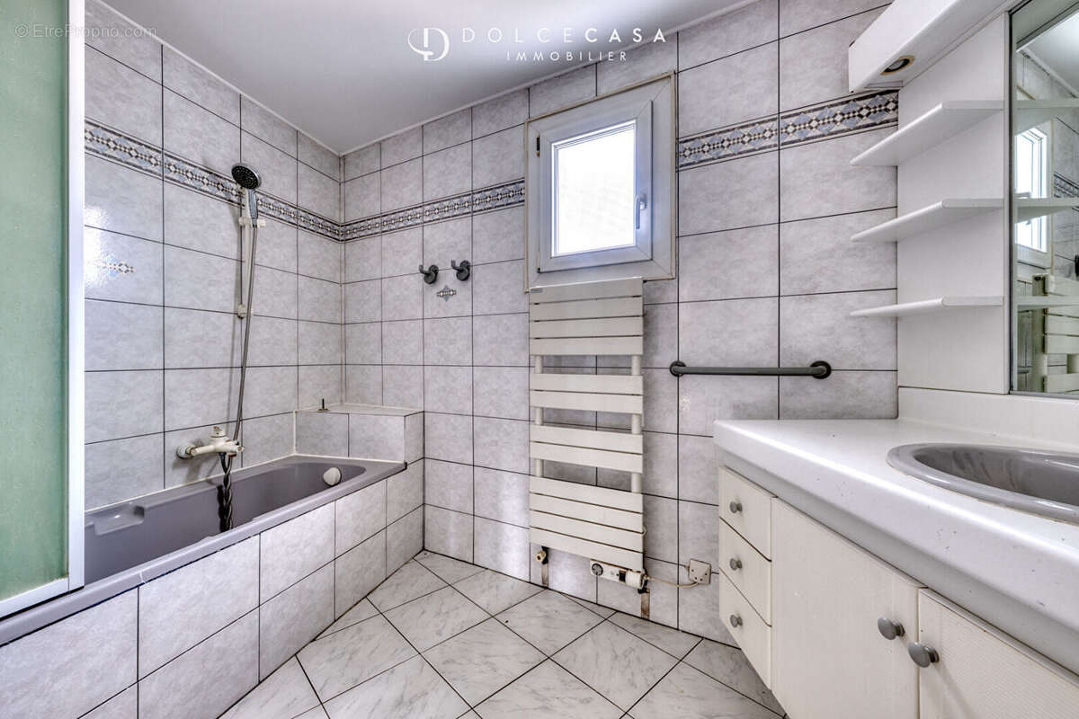 Maison à NOISY-LE-GRAND