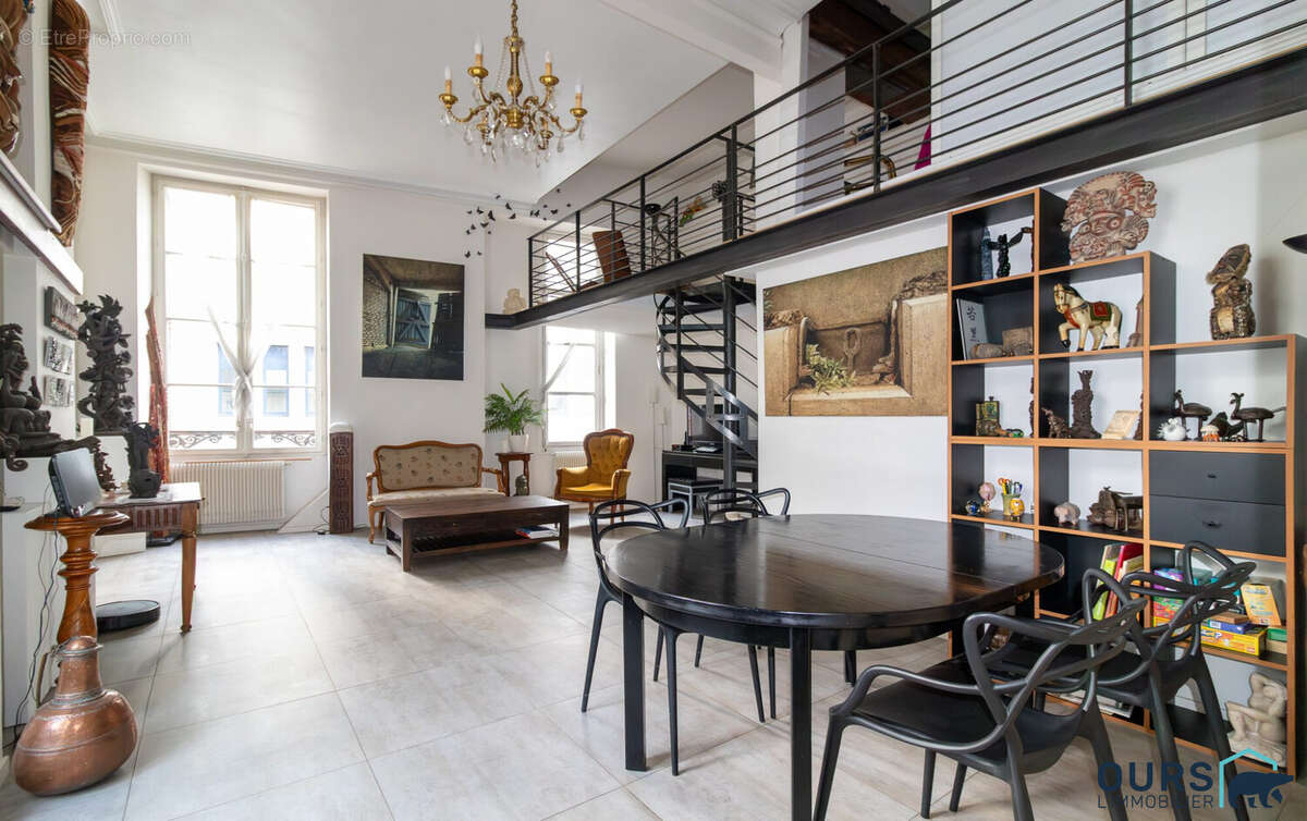 Appartement à SAINT-DENIS