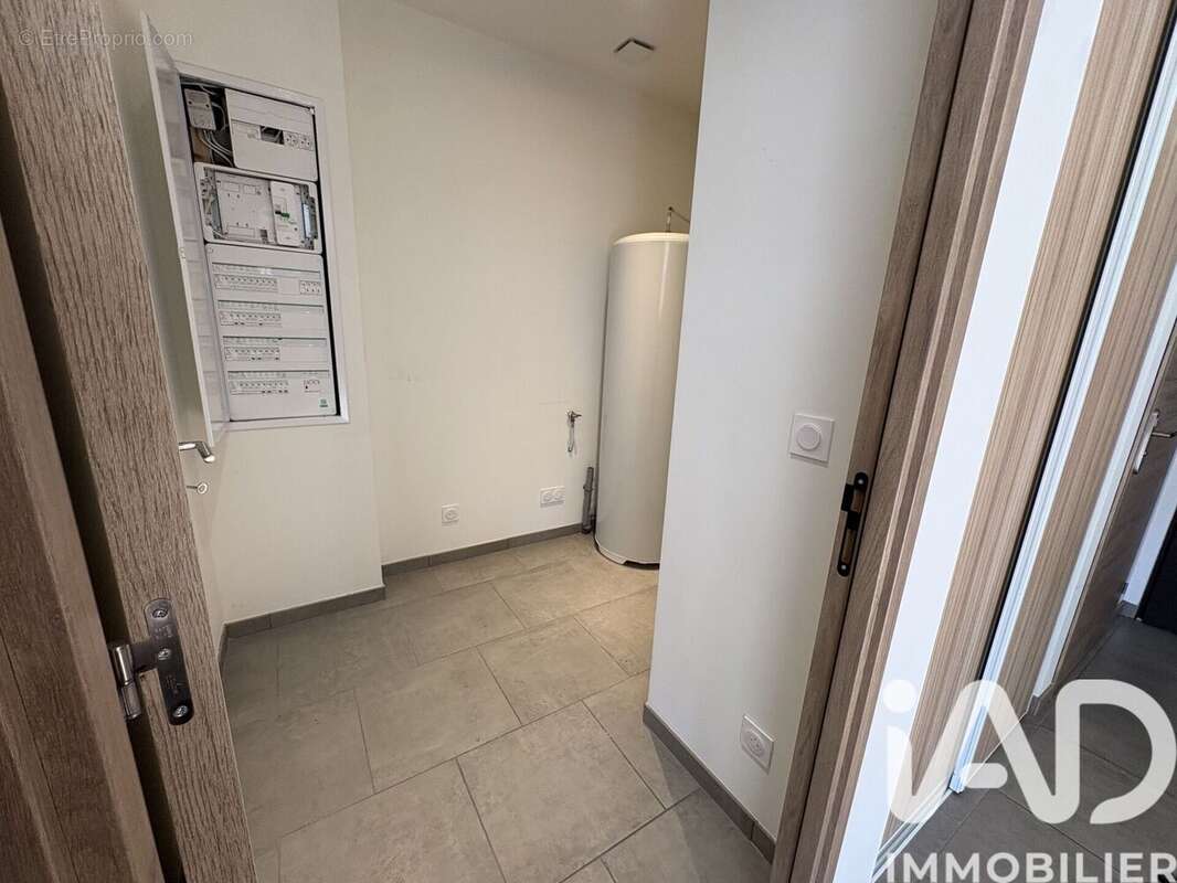 Maison 170 m² à Saint-Avre  - photo 9