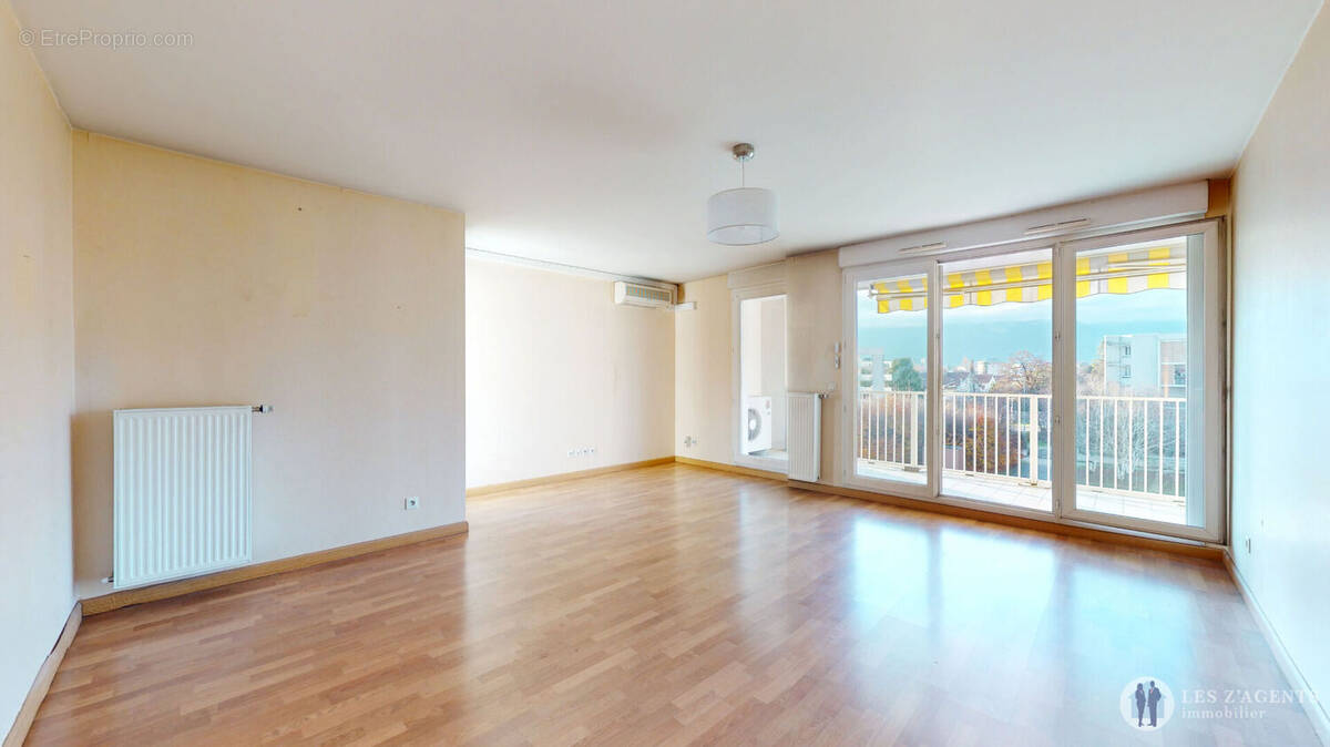 Appartement à SAINT-MARTIN-D&#039;HERES