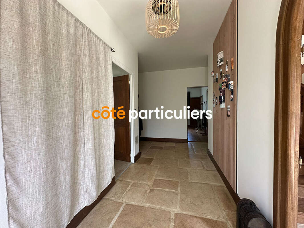 Maison à SAINT-AMAND-MONTROND