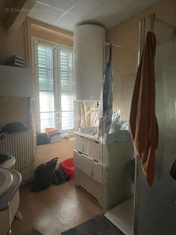 Appartement à VILLENEUVE-SUR-YONNE