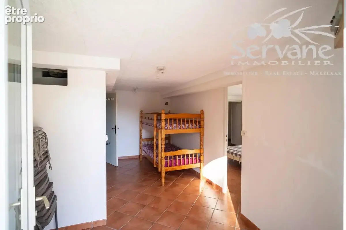 Lorgues campagne villa 230m² sur 7542 m² - photo 18