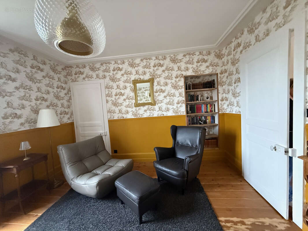 Maison à REMIREMONT