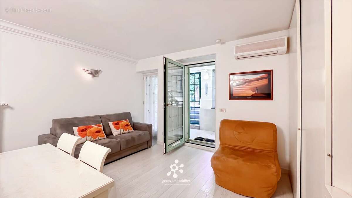 Appartement à MENTON