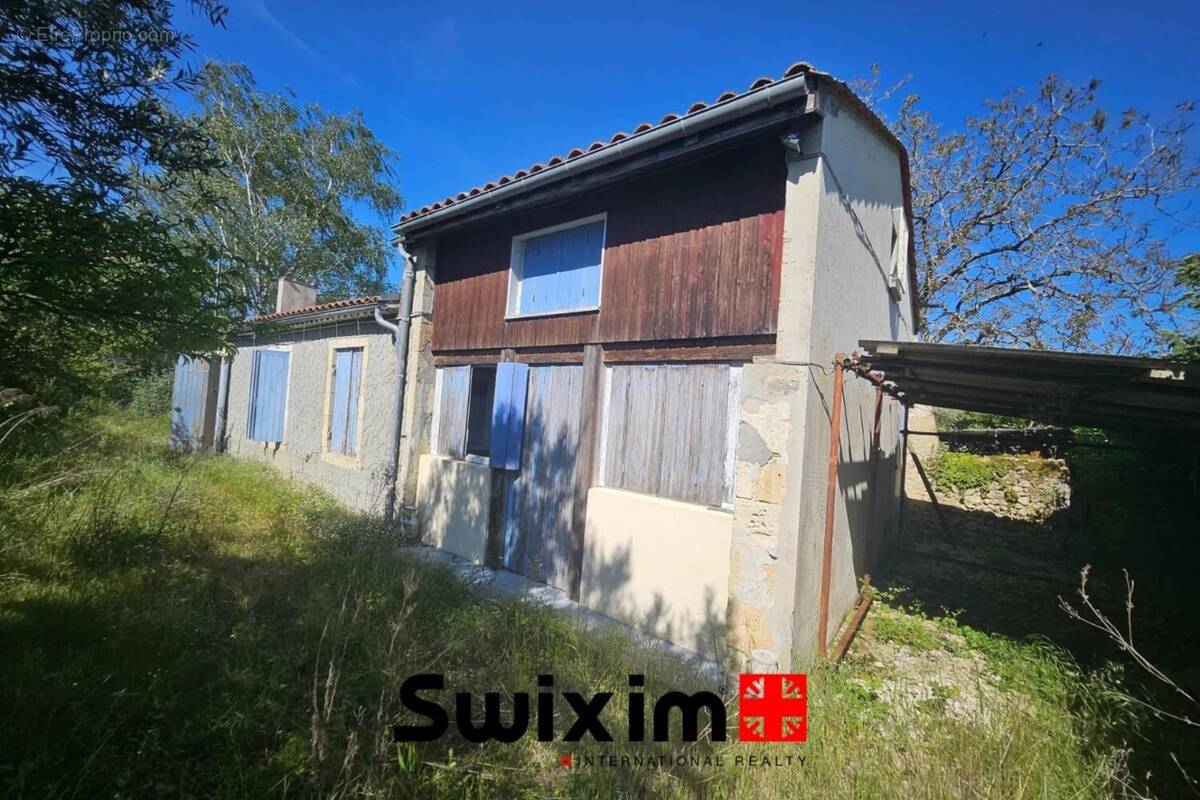 Maison à COUQUEQUES