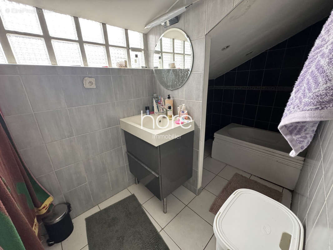 Maison 75 m² à Argenteuil  - photo 6