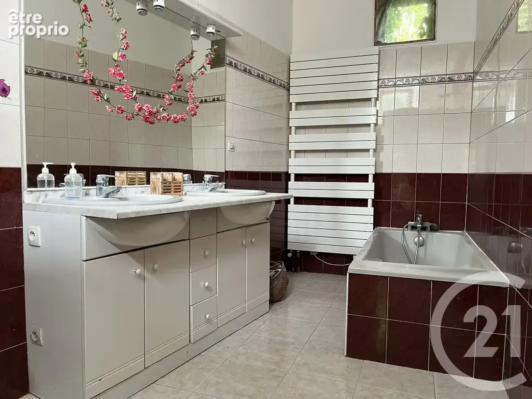 Maison 6 pièces 142 m² à vendre à Satillieu (07290) - photo 13