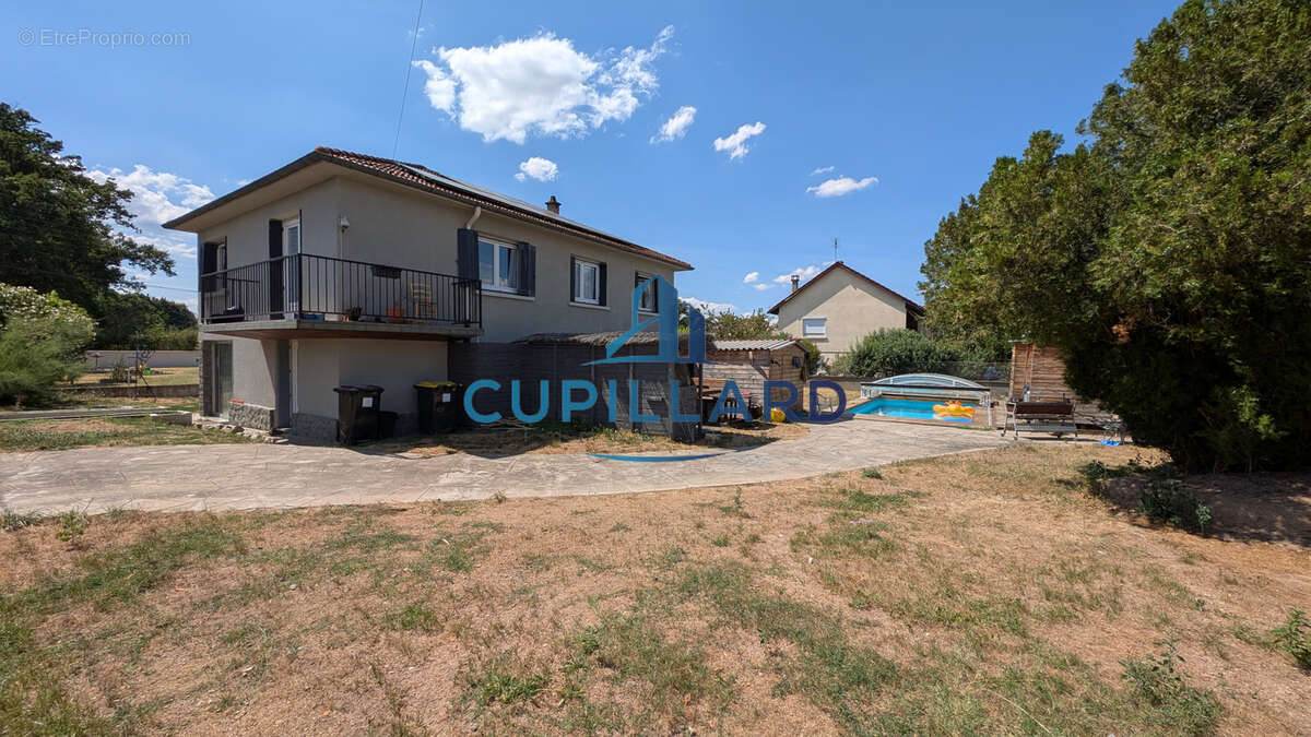 Mably, au calme maison familiale 4 chambres, piscine. - photo 14