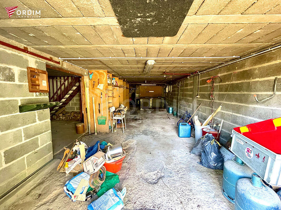 Maison sur sous-sol avec grand terrain à Bléneau - photo 14