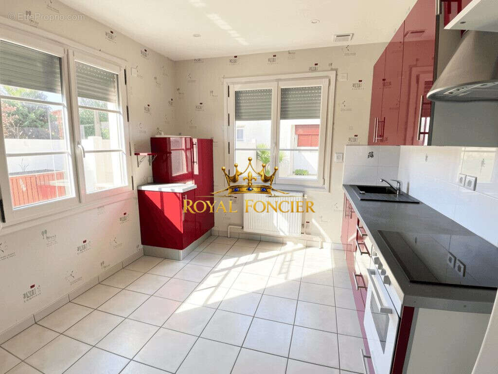 Maison 162 m² à Chatellerault  - photo 4