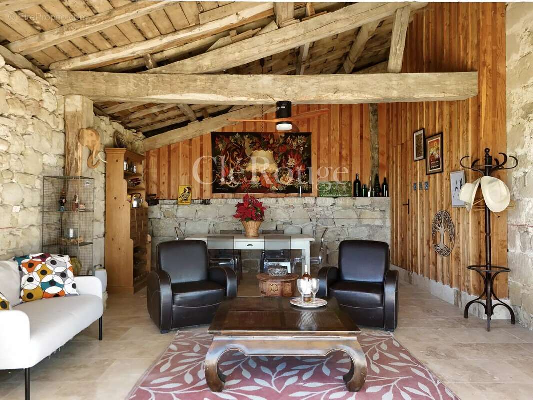 Maison à EYMET