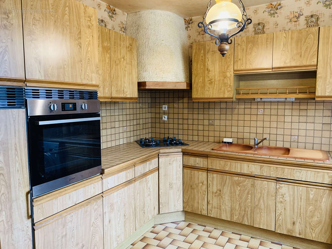 Maison à SAINT-VALERIEN