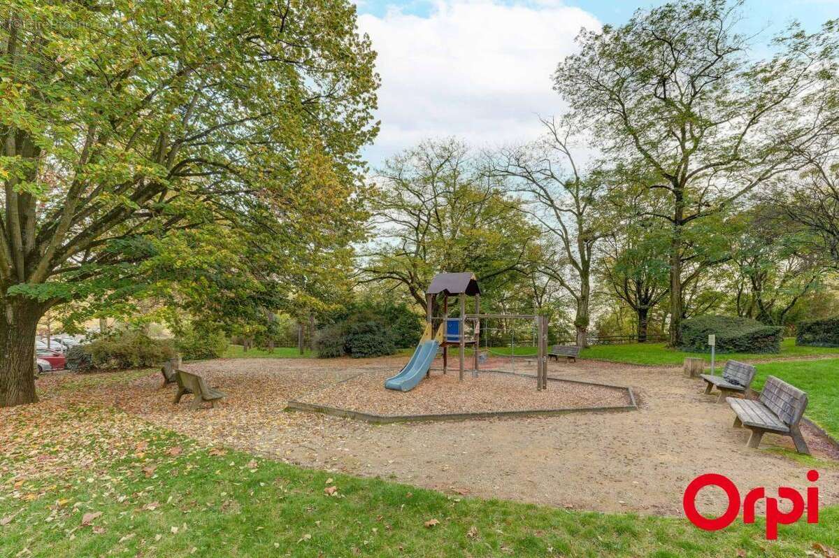 Appartement à CALUIRE-ET-CUIRE