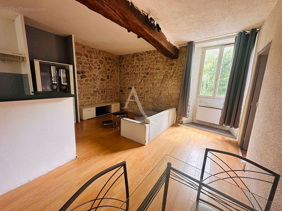 Immeuble de caractère sur la Rive Gauche de Saintes 9 pièce(s) 230 m2 - photo 11