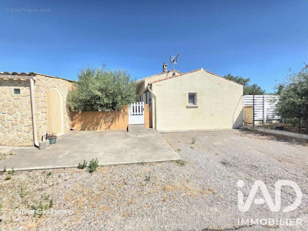 Maison 95 m² à Argeliers  - photo 7
