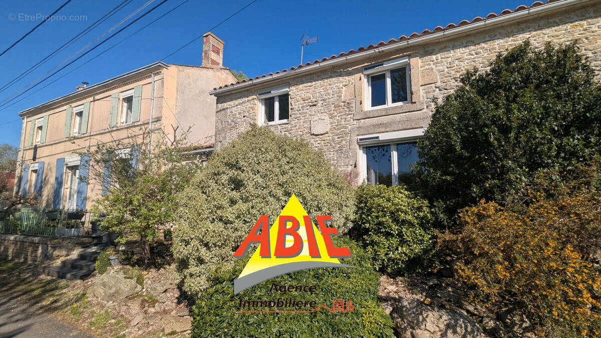 Photo 1 - Maison à MAILLE