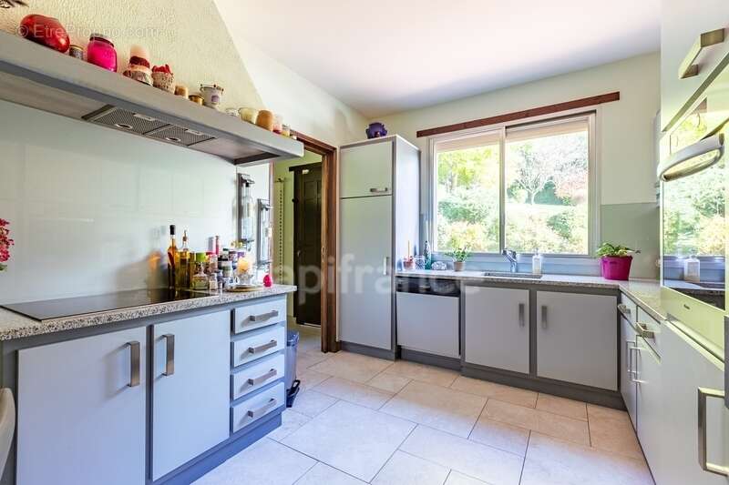 Maison à CHEZY-SUR-MARNE